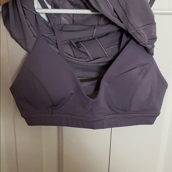 Like New lululemon mesh tank top 2 in 1 sz 4 - Picture 5 of 7